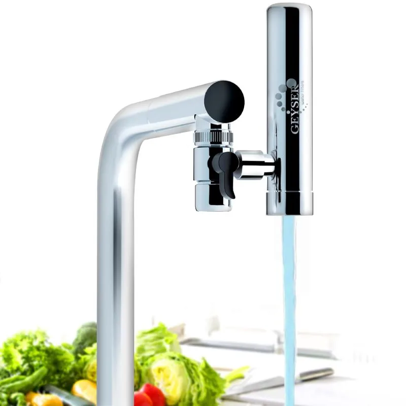 filtre à eau sur robinet pour éliminer les contaminants.
