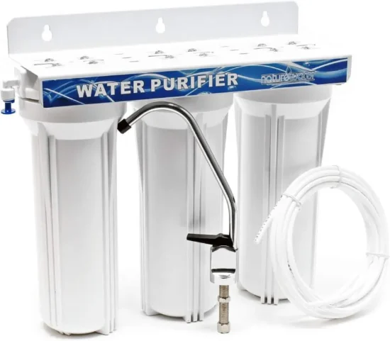 Purificateur d'eau 3 étapes sous évier avec cartouches charbon actif.