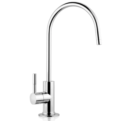 Robinet chromé pour osmoseur et purificateur d'eau de boisson.