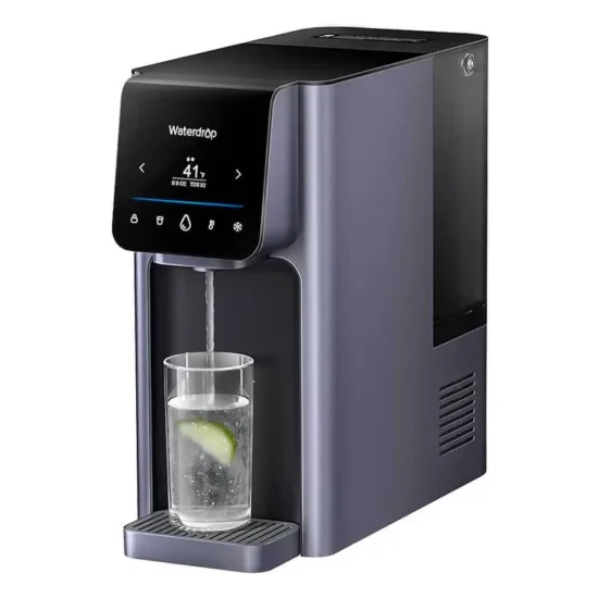Distributeur d'eau osmosée froide et chaude pour bureau.