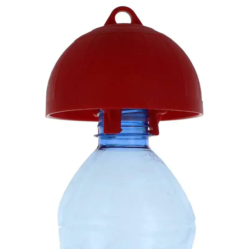 killa-trap-rouge-bouteille - Boutique Diproclean Bouteille d'eau avec support en forme de lampe de bureau, design innovant pour emballage de liquide, idéal pour la maison ou le bureau.