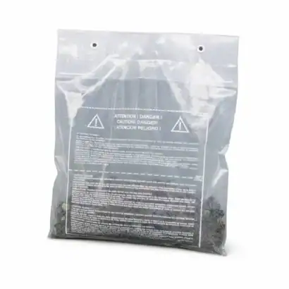 Pochette transparente contenant le kit Procerex pour éliminer les chenilles processionnaires, idéale pour la lutte écologique contre ces nuisibles.