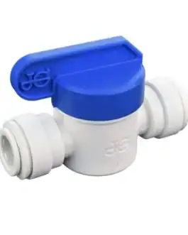 Robinet d'arrêt en PVC avec levier bleu, spécialisé pour les systèmes de plomberie et nettoyage industriel. Adapté aux professionnels de Diproclean pour une installation fiable et durable.