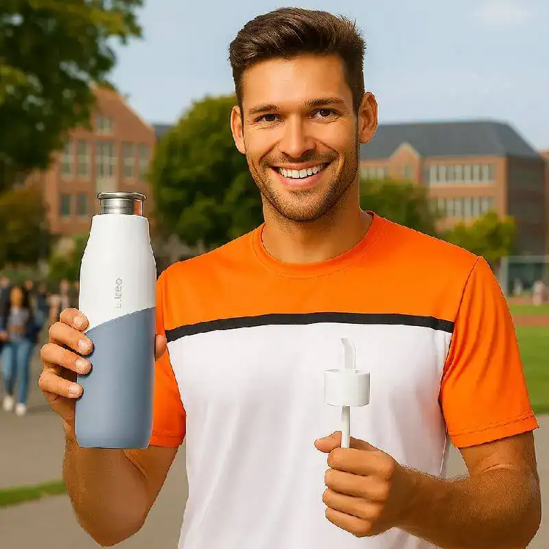 Bouteille d'eau réutilisable en acier inoxydable, idéale pour les sportifs, durable et écologique.