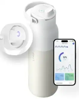 Filtre d'eau connecté pour maison - antibactérien, purification, monitoring via application mobile.