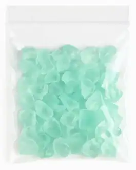 Pierres de sel pour nettoyage et détartrage concentrés.