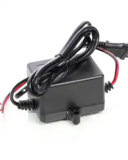 Chargeur électrique pour entretien et nettoyage industrielle, compatible avec équipements Diproclean, câble robuste, connexion sécurisée, facile à installer.