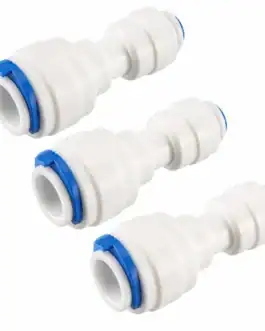 Trois raccords rapides en plastique blanc avec anneaux bleus pour plomberie et irrigation.