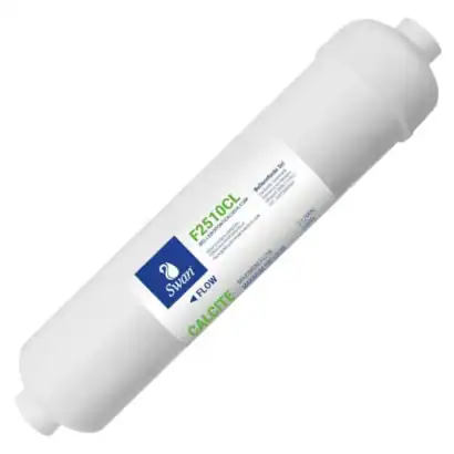 Cartouche en ligne remin&eacute;ralisante 10 pouces avec filetage 1/4 pour filtration d'eau, compatible avec les syst&egrave;mes de filtration domestiques.