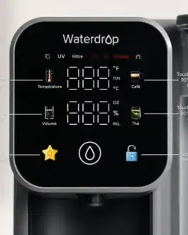 Panneau de contrôle du système d'osmose inverse Waterdrop M6HG avec affichage numérique et boutons de réglage.