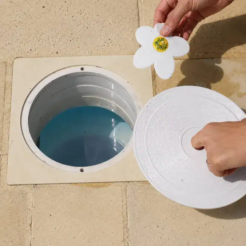 Fleurs absorbantes Water Lily pour huiles et graisses de piscine