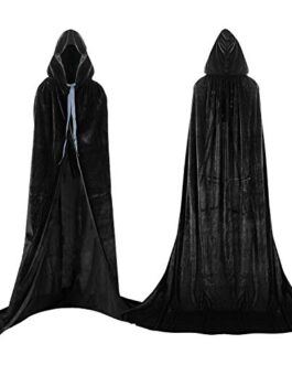 Cape noire avec capuche, longue, satinée et pliée, élément décoratif élégant pour boutique Diproclean.